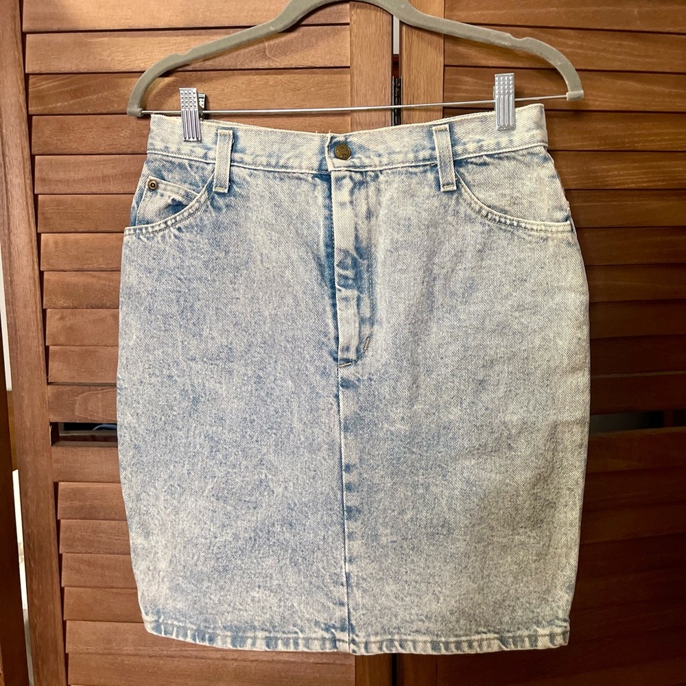 Vintage High Waisted Acid Wash Denim Skirt
